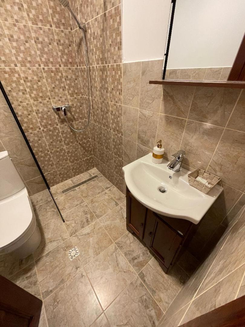Cabana Izvoarele Doftanei Trăisteni 外观 照片